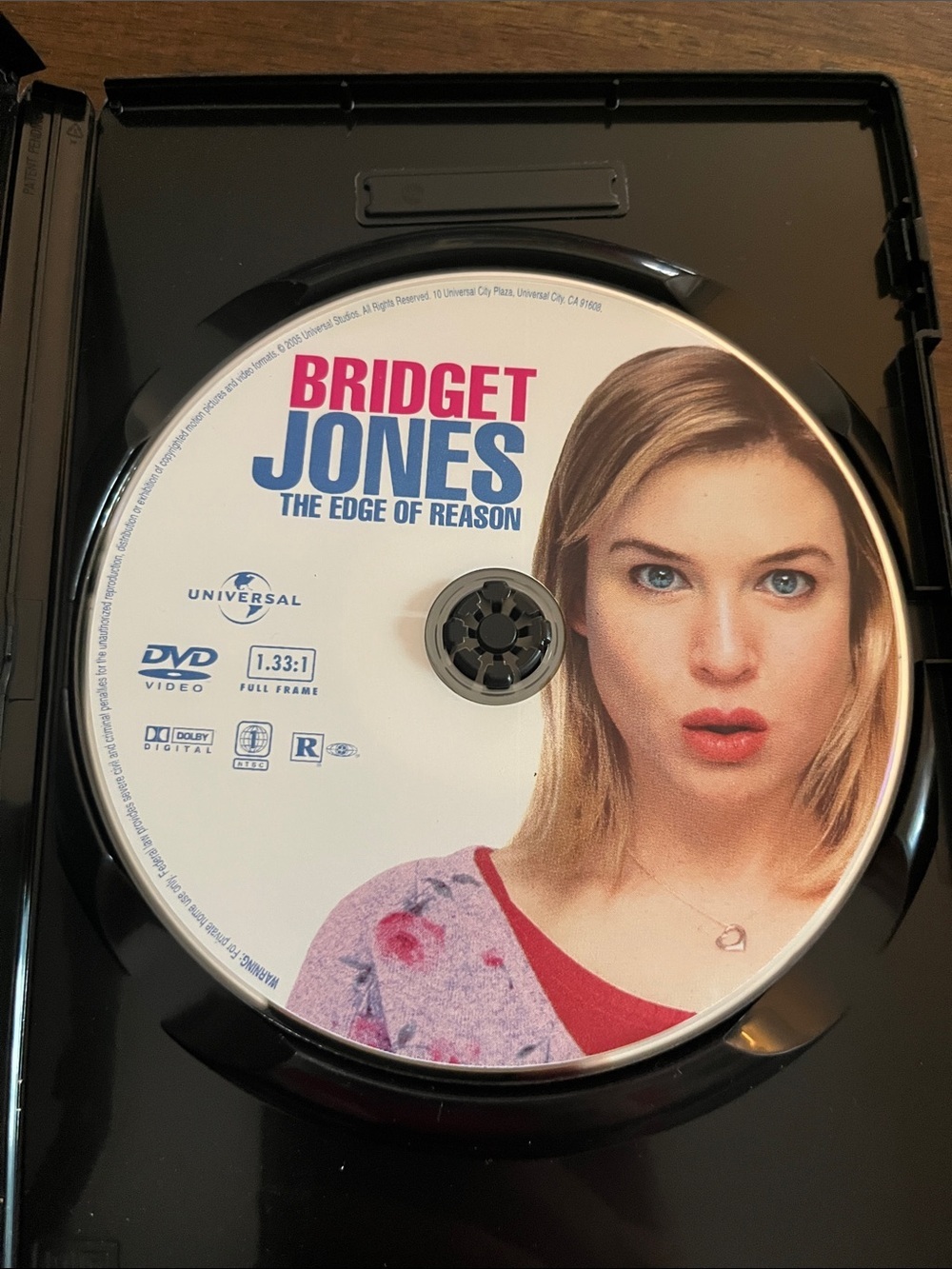 Bridget Jones DVD Set -Bridget Jones’s Diary - Bridget Jones: The Edge of Reason - Picture 5 of 6